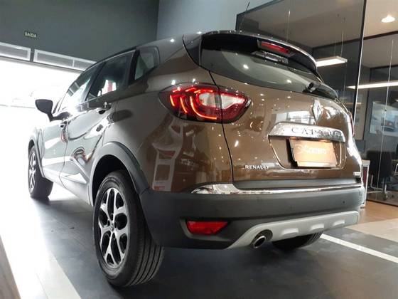 RENAULT CAPTUR 1.6 16V SCE FLEX INTENSE X-TRONIC